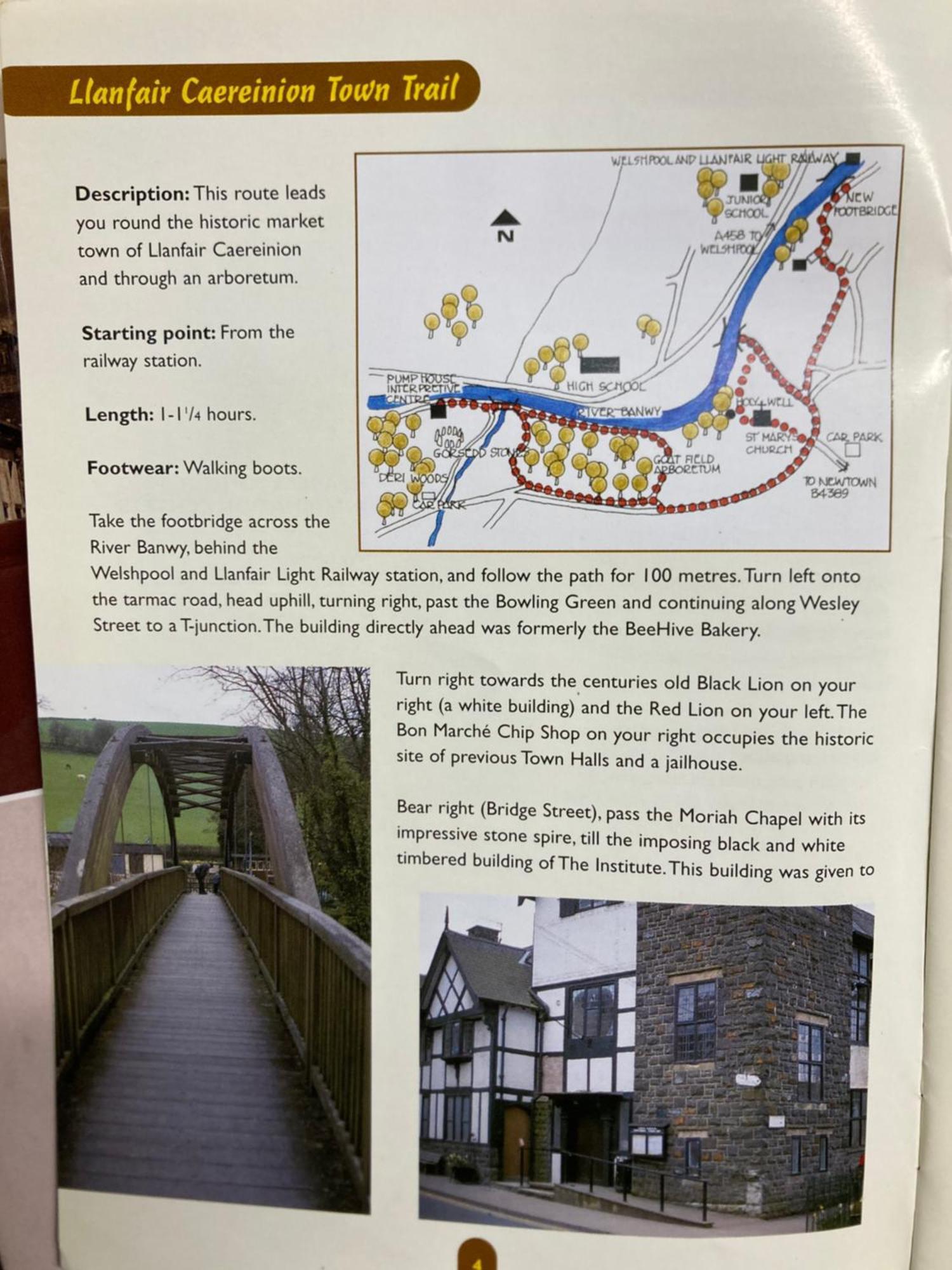 Bryntirion Farmhouse Apartment With Hot Tub Llanfair Caereinion 외부 사진